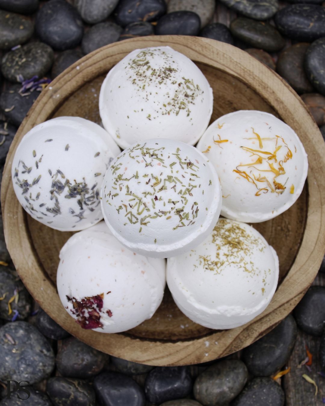 Himalayan Salt Aromatherapy Bath Bombs